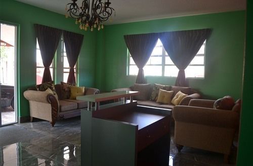Montecristo Inn Piarco Экстерьер фото